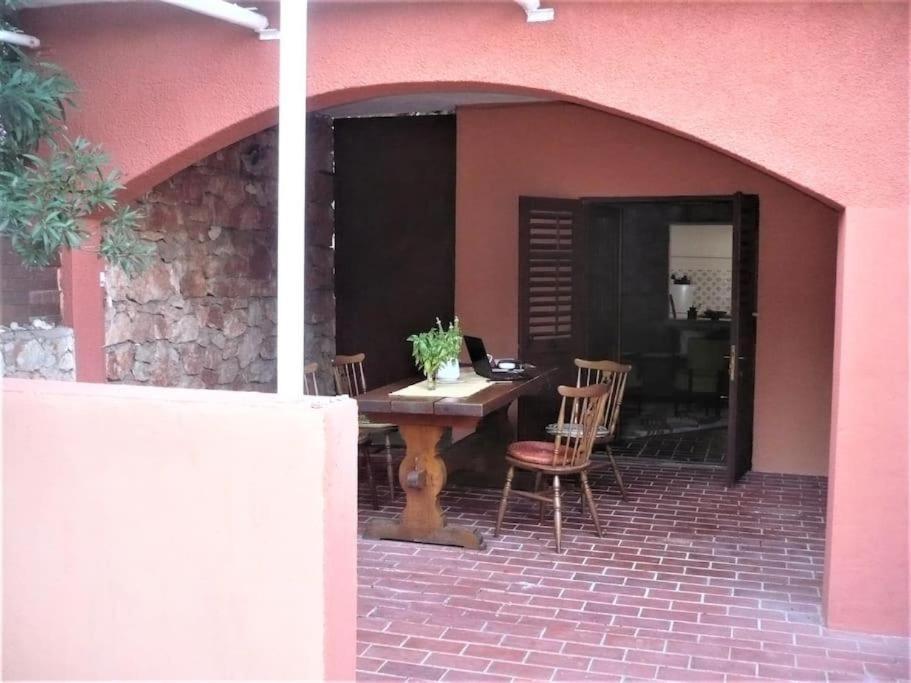 Apartment Maya Stari Grad  Exterior foto